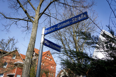 Brüder-Grimm-Straße und Märchenweg