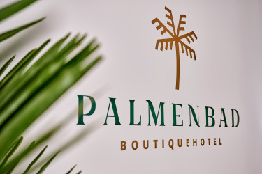 Das Logo des Hotels Palmenbad in Kassel als Wandtattoo