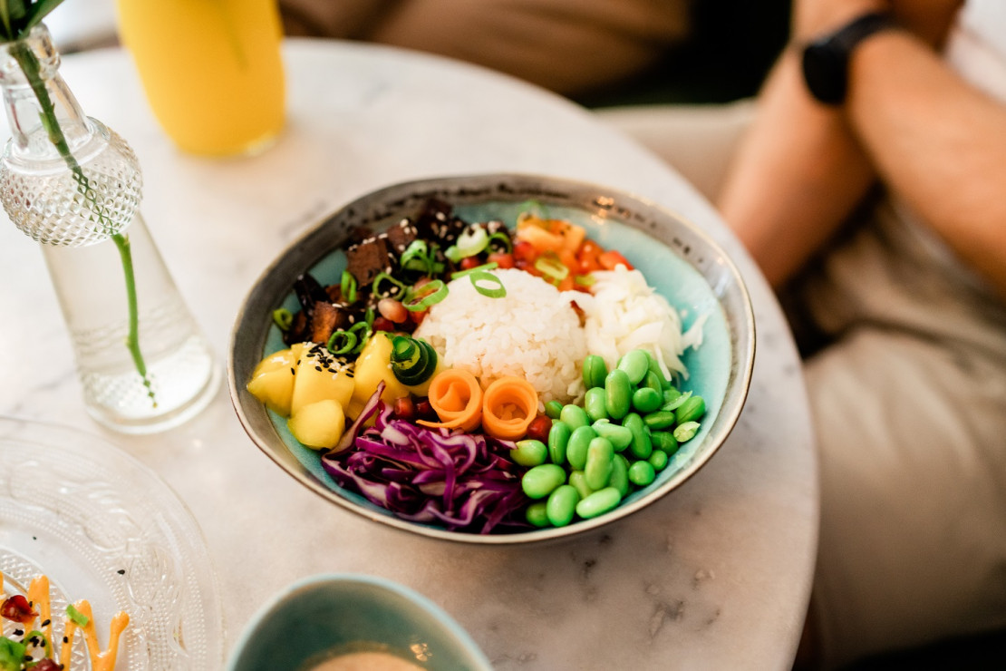 Vegane Bowl im Holy Nosh Deli