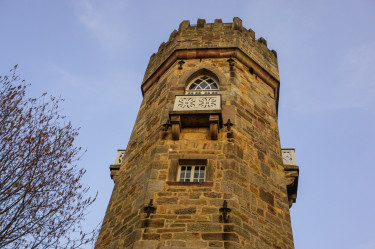 Wehrturm im Schlosspark Wilhelmsthal - Copyright: Kassel Marketing GmbH