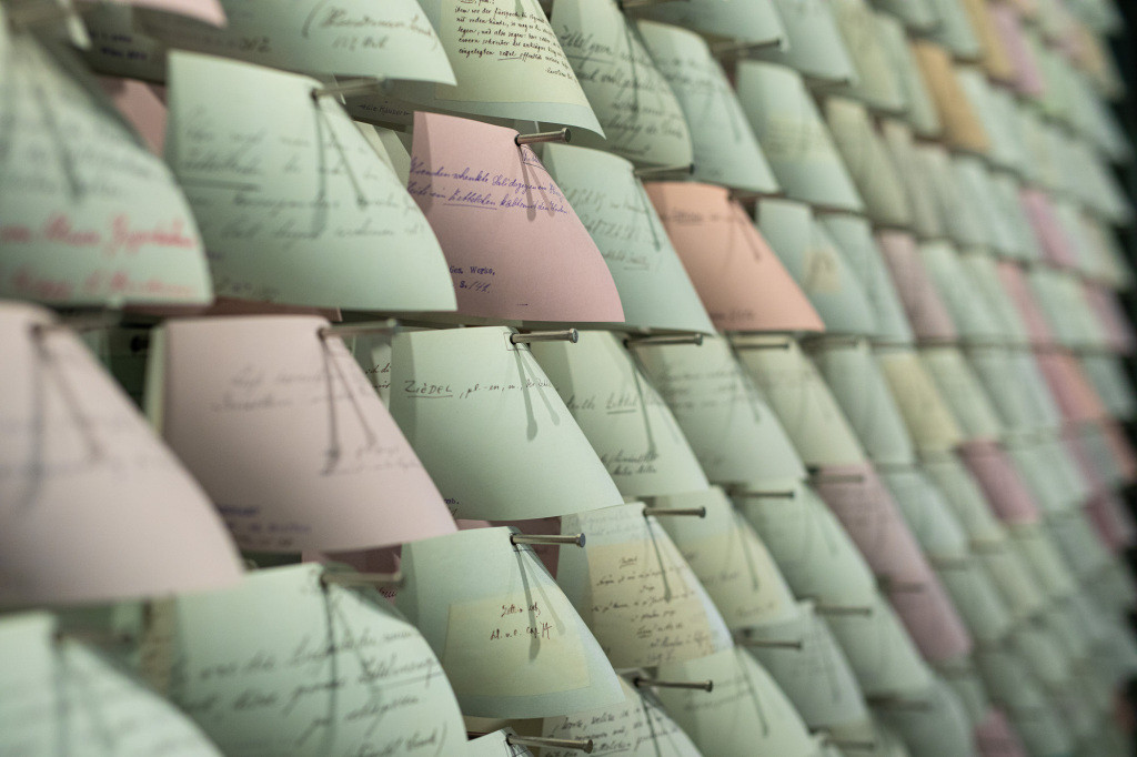 Zettel in der GRIMMWELT Copyright Kassel Marketing GmbH